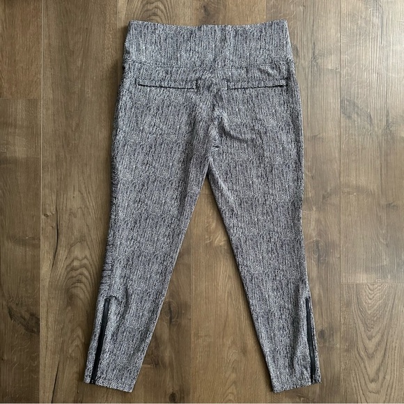 Athleta Delancey Textured Moto Tight Legging - Size Large - Picture 9 of 16